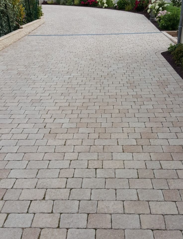 Haywards Heath Warm Tumbled Sandstone